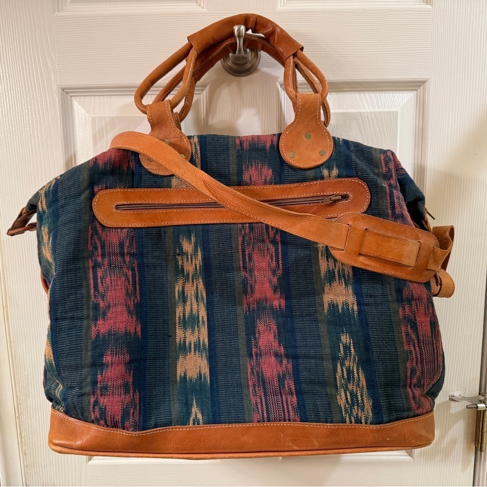 Made in Guatemala Blue Purple Aztec Travel Overnight
Shoulder Bag few spots